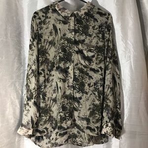 Pattern button up